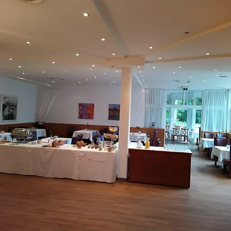 Parkhotel Styria 4* שטייר