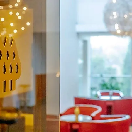 מלון Parkhotel Styria 4*
