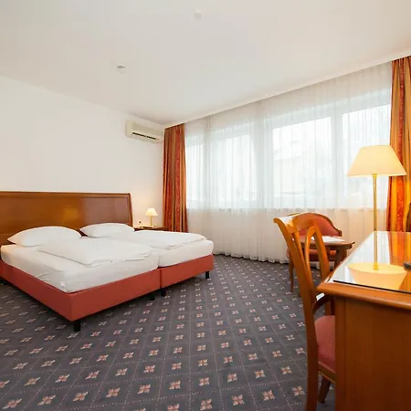 מלון Parkhotel Styria שטייר