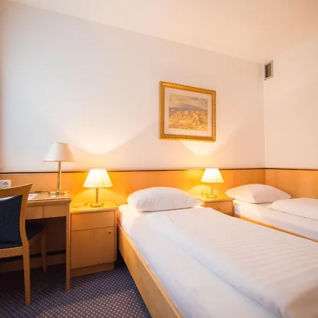 Parkhotel Styria מלון