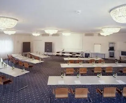 מלון Parkhotel Styria 4*
