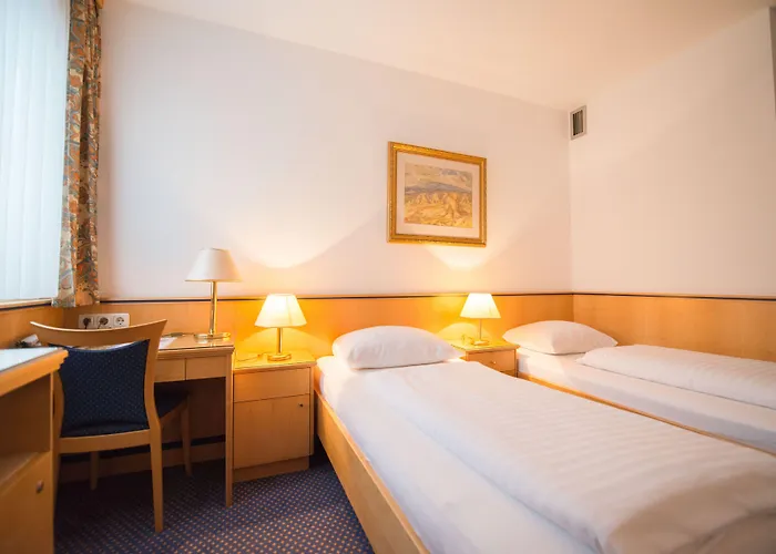 Отель Parkhotel Styria 4*